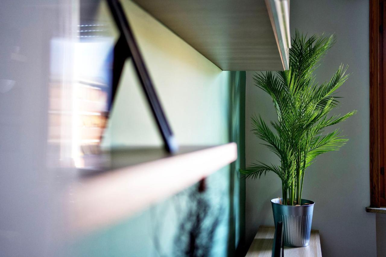 Casa Zoe Apartment Free Parking,Self Check In & Free Wi Fi 帕爾馬 外观 照片