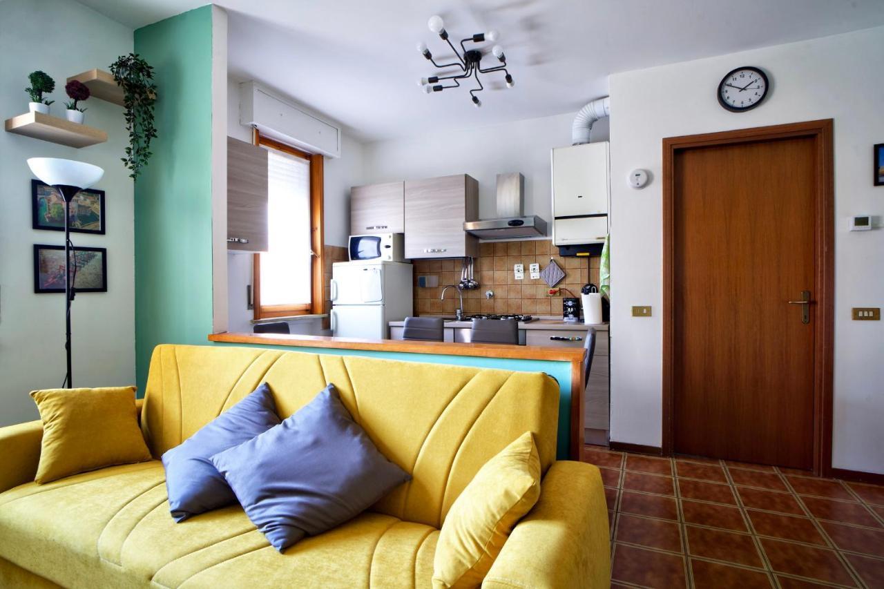 Casa Zoe Apartment Free Parking,Self Check In & Free Wi Fi 帕爾馬 外观 照片